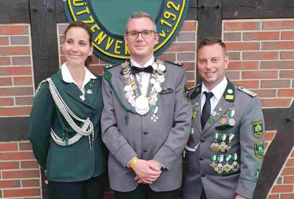 Vizekönig  Tim vom Dorp mit Adjutant/-in Lea Ronge & Holger Sczepan